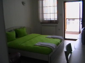  Rooms for Guests Bakhus  Шипково
